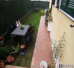 Case - Appartamento bipiano con giardino carrara rif 3270