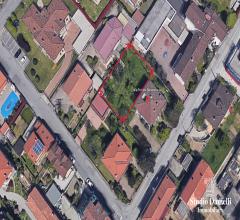 Lotto di terreno edificabile 600mq