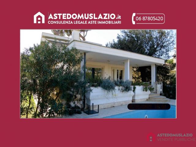 Case - Villino unifamiliare con giardino e piscina