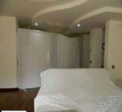 Case - Appartamento su due livelli con box auto e cantina