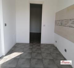 Case - Trilocale con terrazzo a cornaredo