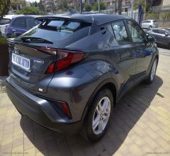 Auto - Toyota c-hr 1.8 hybrid e-cvt active