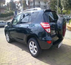 Auto - Toyota rav4 2.2 d-4d 150 cv exclusive