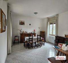 Case - Villa con giardino a corbetta