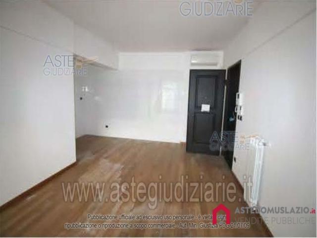 Case - Appartamento via portuense n° 123 roma