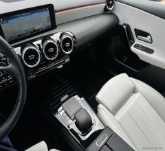 Auto - Mercedes-benz a 180 d automatic business extra