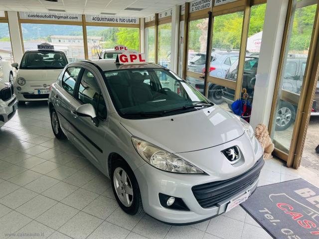 Auto - Peugeot 207 1.4 8v 75 cv 5p. x line eco gpl