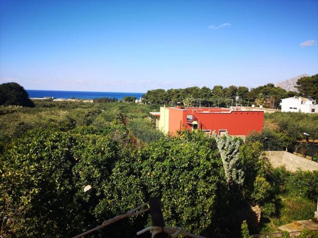 Appartamenti in Vendita - Casa indipendente in vendita a valderice sant'andrea