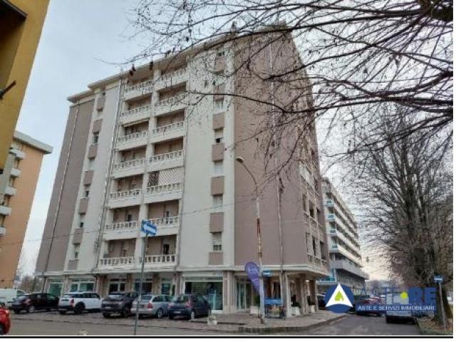 Appartamento al p.1 in via c. marx n.87, carpi (mo)
