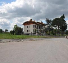 Complesso immobiliare - fraz. macchie - via verga, 32-38 -castiglione del lago (pg)