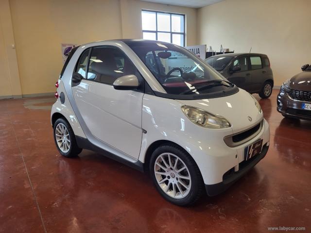 Smart fortwo 1000 52 kw mhd coupÃ© passion