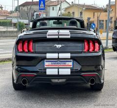 Auto - Ford mustang convertible 2.3 ecoboost aut.