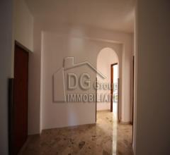 Palazzina indipendente con progetto approvato