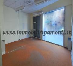 Appartamenti in Vendita - Negozio in affitto a lecco