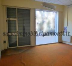 Appartamenti in Vendita - Negozio in affitto a lecco