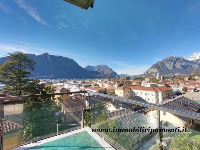 Villa  singola in vendita a lecco.