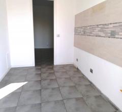 Trilocale con terrazzo a cornaredo