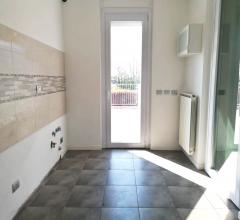 Case - Trilocale con terrazzo a cornaredo