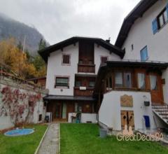 Case - Albergo e pensione - loc. col di rocca, via marmolada, 10