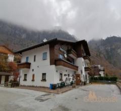 Case - Albergo e pensione - loc. col di rocca, via marmolada, 10