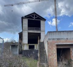 Case - Albergo in corso di costruzione