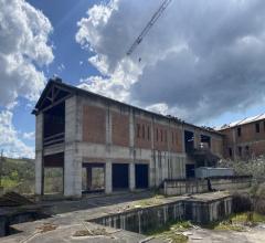 Case - Albergo in corso di costruzione