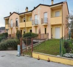 Villetta a schiera - via calabria - gualdo tadino (pg)