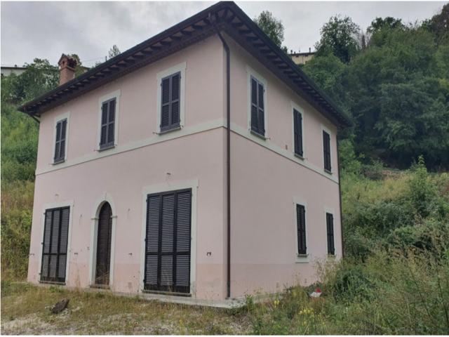 Villa - voc. stravignano bagni - via monte pennino 23 - nocera umbra (pg)