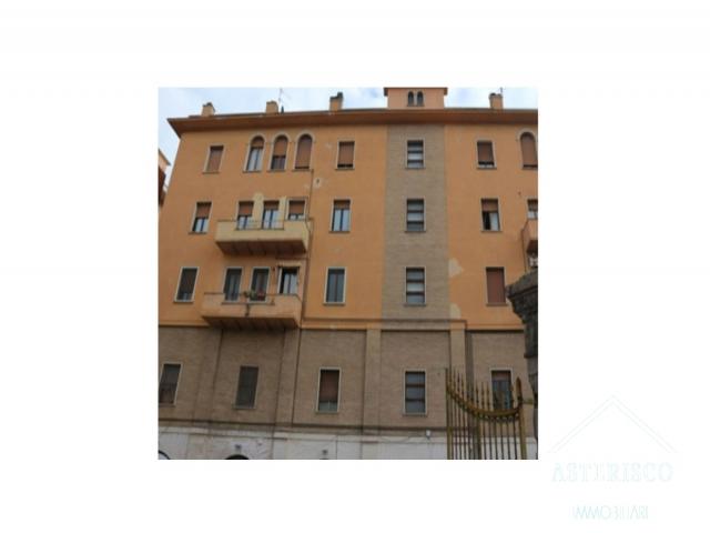 Case - Negozio - via flaminia, n. 33 - spoleto (pg)