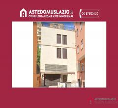 Appartamento in complesso residenziale in viale trastevere