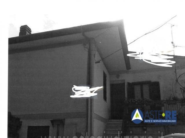 Abitazione di tipo civile - contrada costa buona n. 32 Case - Abitazione di tipo civile - contrada costa buona n. 32