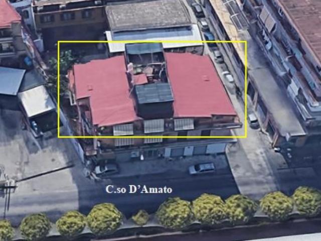 Case - Appartamento con annessa terrazza e due posti auto scoperti