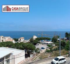 Case - Appartamento primo piano - balcone con vista mare sant'elia