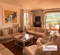 Appartamenti in Vendita - Appartamento in centro a porto cervo