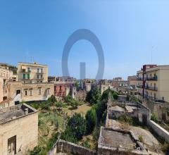 Appartamenti in Vendita - Casa indipendente in vendita a bisceglie centro