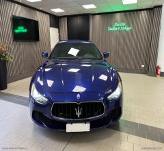 Auto - Maserati ghibli v6 diesel 275 cv