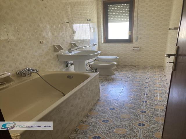 Appartamenti in Vendita - Residence in vendita a lercara friddi centrale