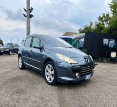 Peugeot 307 2.0 16v hdi fap 5p. féline