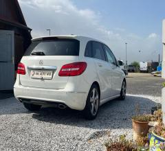 Auto - Mercedes-benz b 180 cdi automatic executive