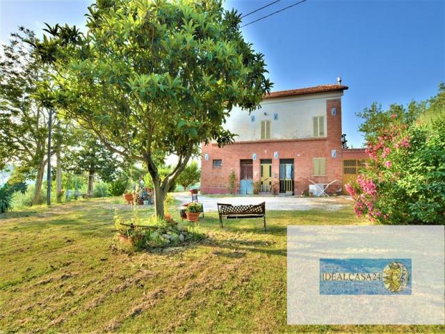 Appartamenti in Vendita - Casa indipendente in vendita a sant'angelo in pontano campagna