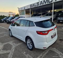 Auto - Renault mÃ©gane sporter dci 8v 110cv edc