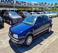 Auto - Volkswagen golf cabrio 1.6 sport