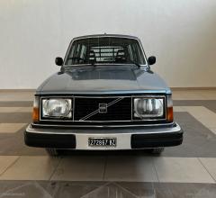 Auto - Volvo 245 gl 1.9