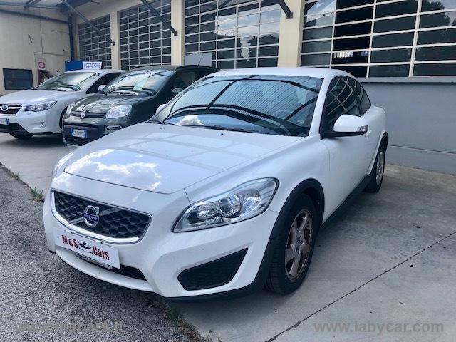 Auto - Volvo c30 d2 momentum