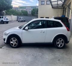Auto - Volvo c30 d2 momentum