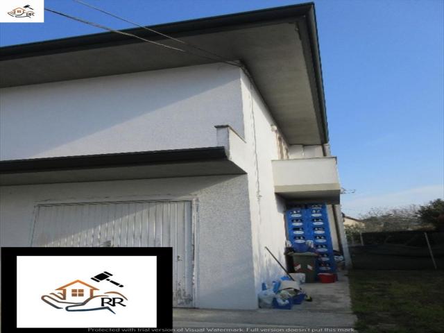 Villa bifamiliare in vendita a camisano vicentino centro storico