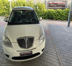 Lancia ypsilon 1.3 mjt 75 cv platino