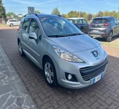 Auto - Peugeot 207 1.6 8v hdi 93 cv sw xs ciel