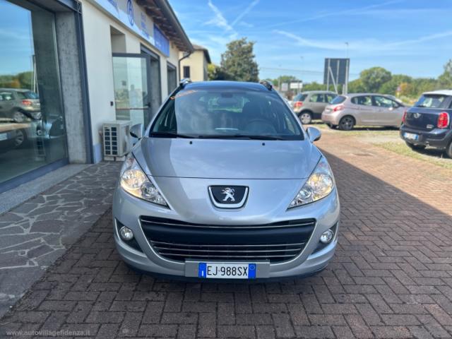 Auto - Peugeot 207 1.6 8v hdi 93 cv sw xs ciel