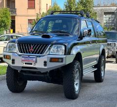 Auto - Mitsubishi l200 2.5 tdi 4wd dc pick-up gls